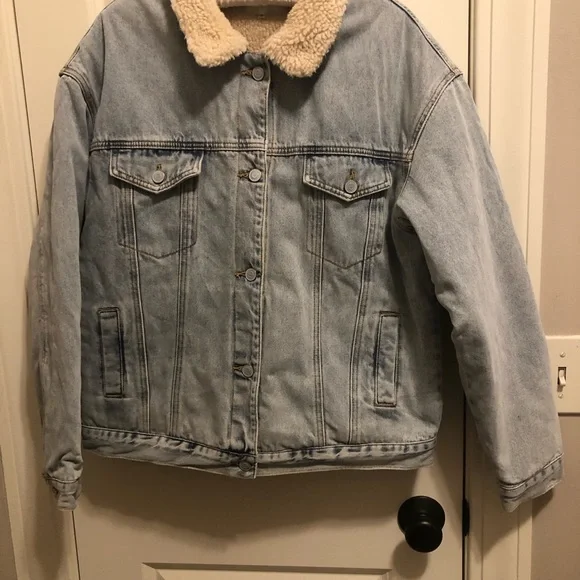 Vigoss Light Blue Jean Barn Jacket with Cream Sherpa Lining medium - Picture 2 of 7